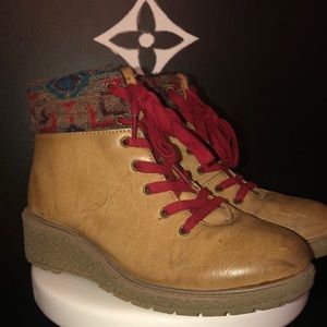 Girls Wedge Stevies booties
